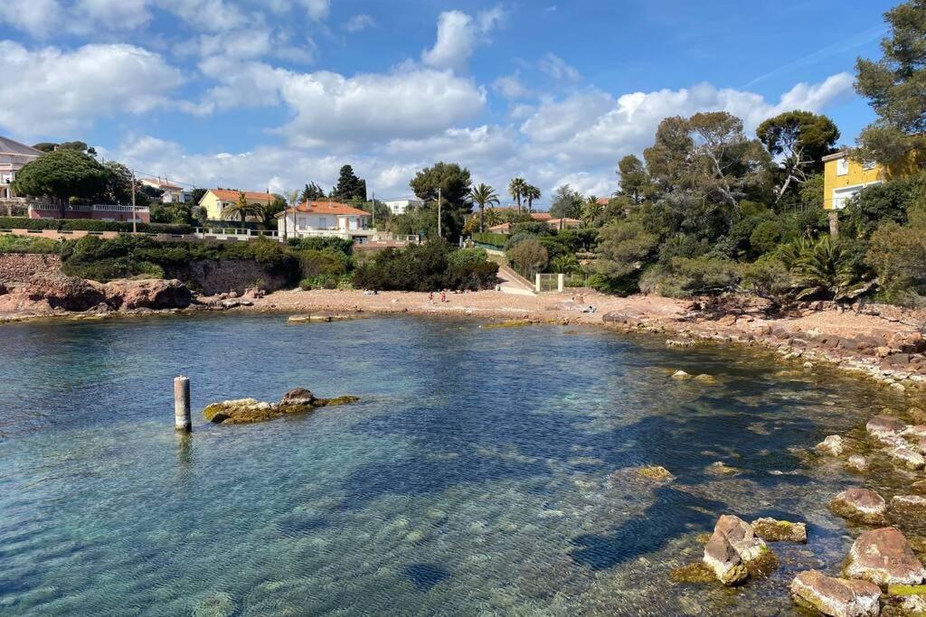 Appartement Bord De Mer - St Raphael Corniche D'Or Saint-Raphaël Eksteriør bilde